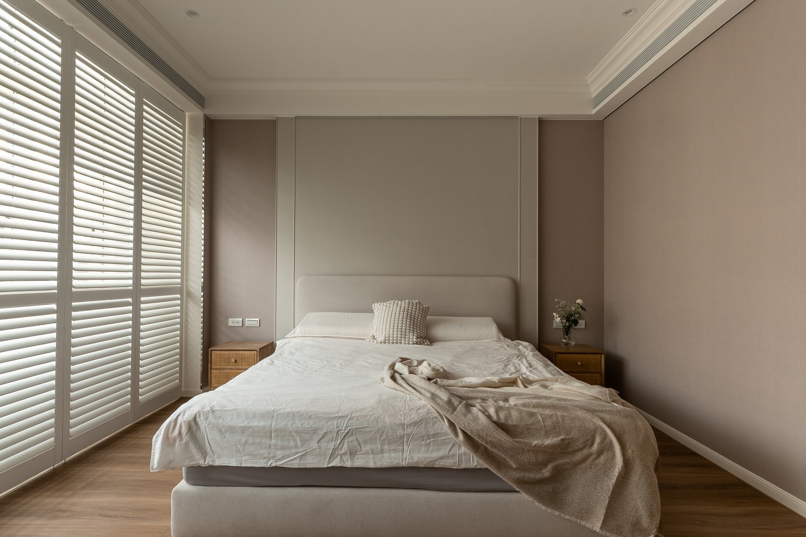 Bedroom wide